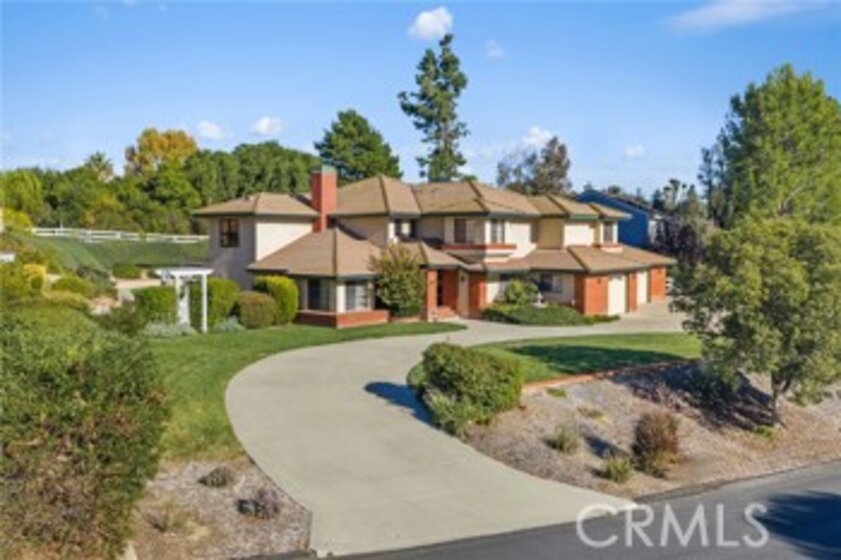 40498 Calle Madero Photo